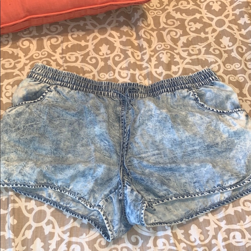 Maurices Drawstring Bleached Bluejean shorts